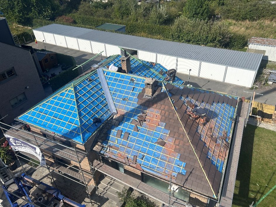 Dakrenovaties